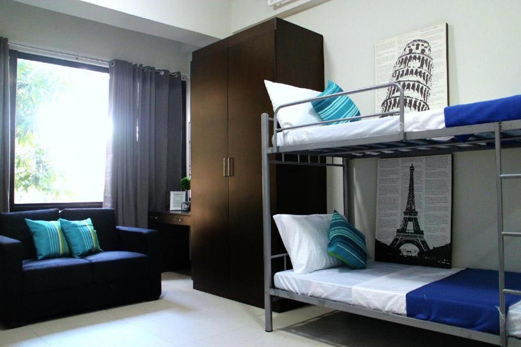 Urban Hostel Pasig City Экстерьер фото