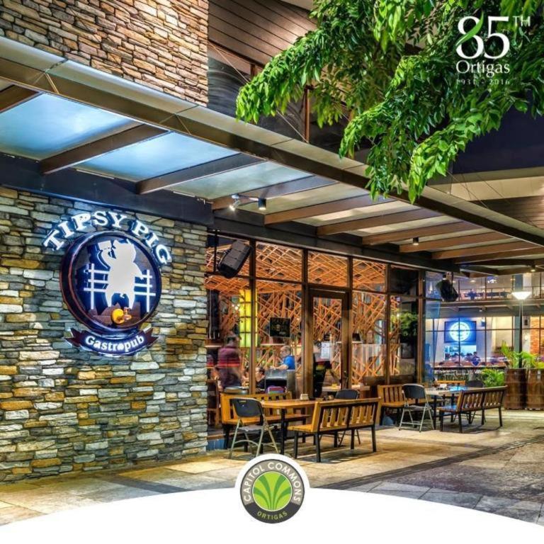 Urban Hostel Pasig City Экстерьер фото