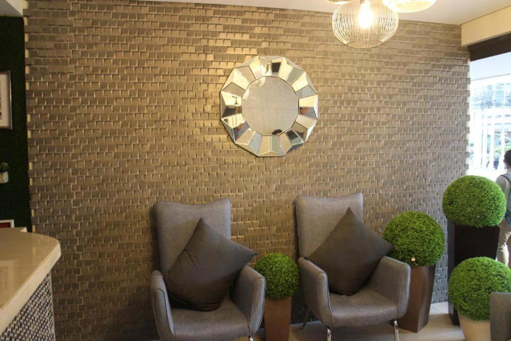 Urban Hostel Pasig City Экстерьер фото