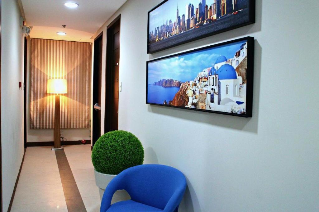 Urban Hostel Pasig City Экстерьер фото