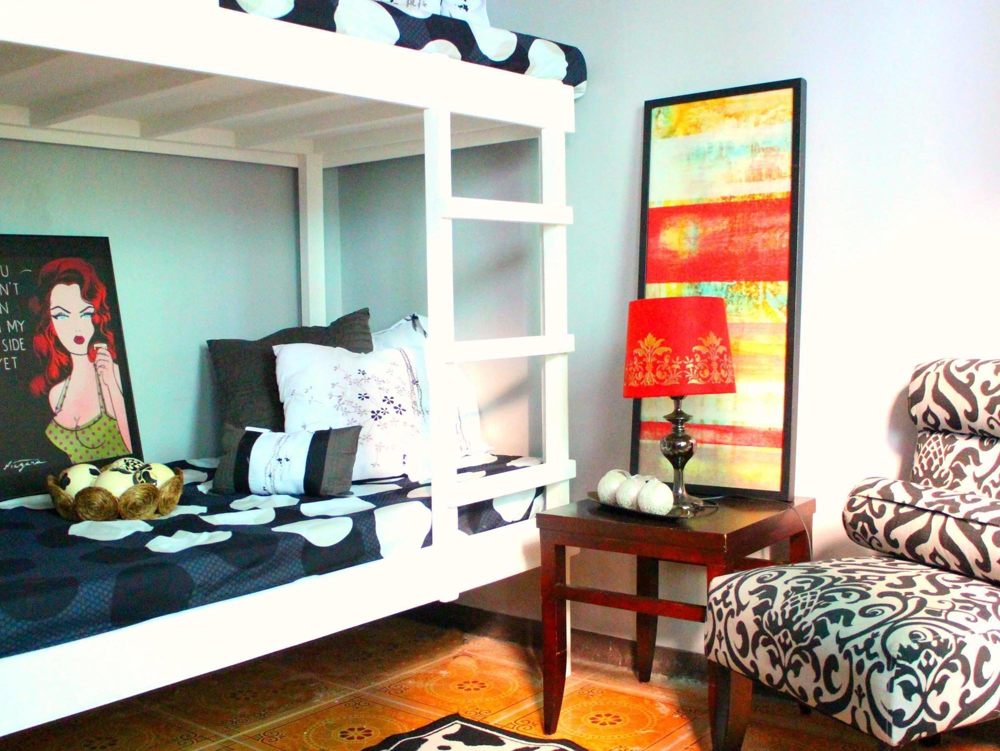 Urban Hostel Pasig City Экстерьер фото